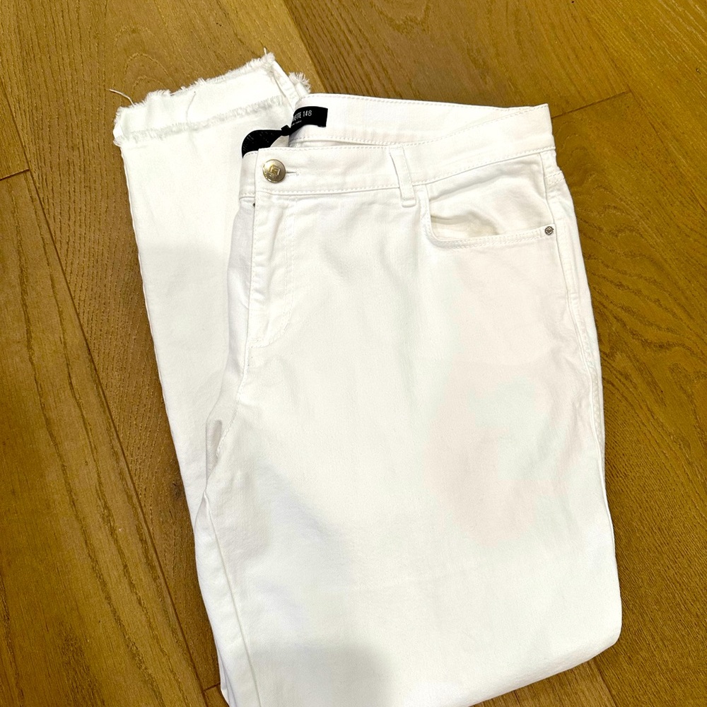 Lafayette 148 New York size 12 white jeans ankle length and frayed hem